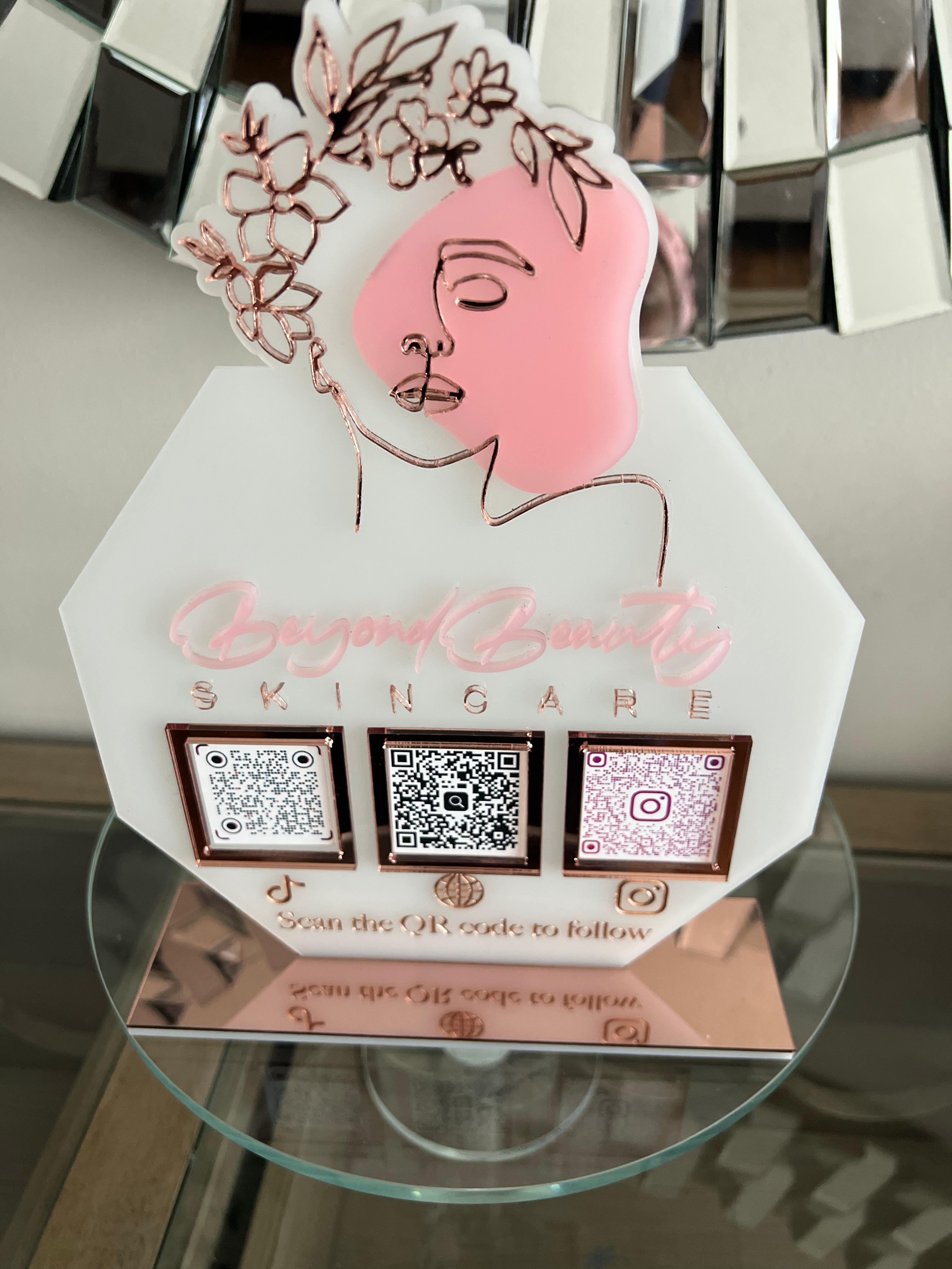 ACRYLIC QR CODE SIGN